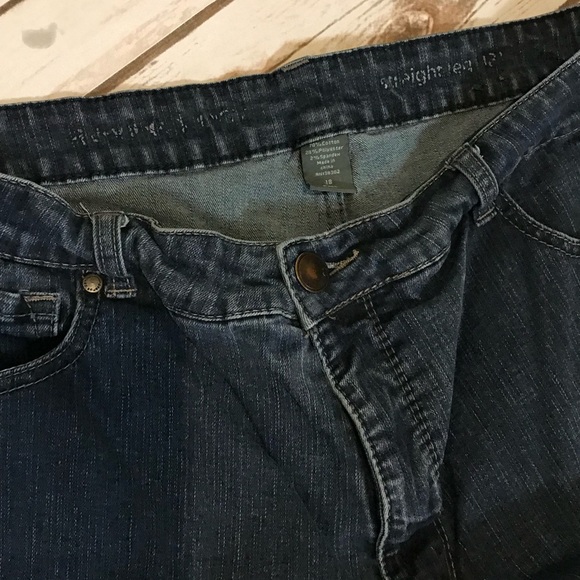 Straight Leg Jeans - Picture 4 of 6